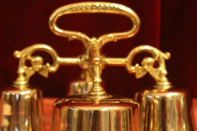 Altar - Bell en Bronze / Polished and Varnished, France 19th century