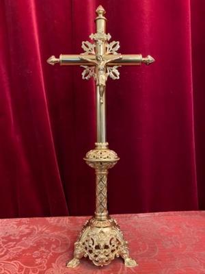 Altar - Cross en Bronze / Polished and Varnished, France 19 th century ( Anno 1875 )