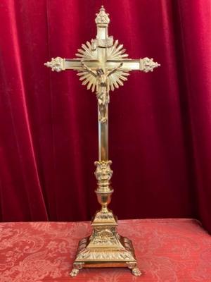 1  Altar - Cross