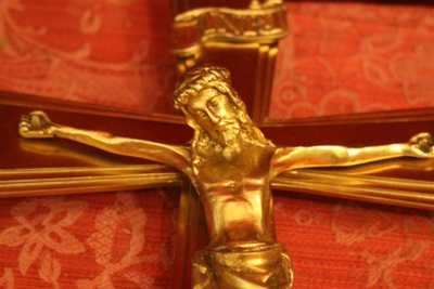 Altar - Cross High Quality style ART - DECO en Bronze - Brass - Gilt, Belgium 20th century ( anno 1950 )