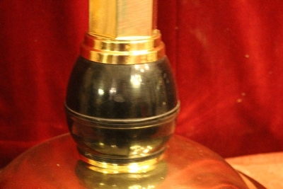 Pascal Candlestick style ART - DECO en Brass / Bronze / Ebony wood / New Polished and Varnished, Belgium 20th century (Anno 1930)