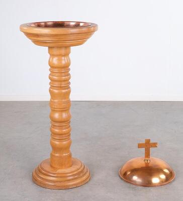 Baptismal Font style Art Nouveau  en Wood Oak / Copper, Belgium  20 th century ( Anno 1960 )