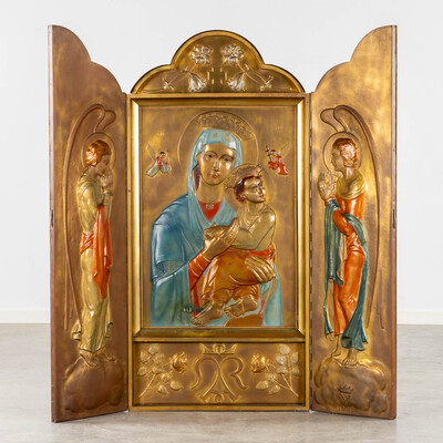 Triptych St. Mary With Child. Hand - Painted Imaginations  style Art Nouveau  en Repousse Copper / Hand - Painted Imaginations , Belgium  20 th century