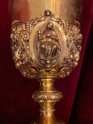 Chalice With Original Case And Paten style Baroque en Full Bronze Gilt, France 19 th century ( Anno 1875 )