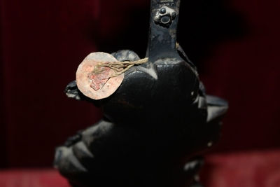 Reliquary-Relic Of The True Cross In Rock-Crystal  / Relic From Mantle Of St. Joseph / Most Probably Documentation Inside /  Museum-Piece style Baroque en Front full silver / Back side Ebony wood / Originally Sealed, Belgium 17 th century ( About 1685 )