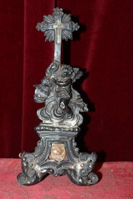 Reliquary-Relic Of The True Cross In Rock-Crystal  / Relic From Mantle Of St. Joseph / Most Probably Documentation Inside /  Museum-Piece style Baroque en Front full silver / Back side Ebony wood / Originally Sealed, Belgium 17 th century ( About 1685 )