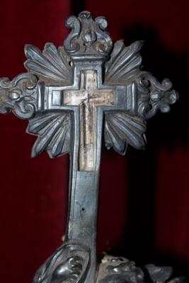 Reliquary-Relic Of The True Cross In Rock-Crystal  / Relic From Mantle Of St. Joseph / Most Probably Documentation Inside /  Museum-Piece style Baroque en Front full silver / Back side Ebony wood / Originally Sealed, Belgium 17 th century ( About 1685 )