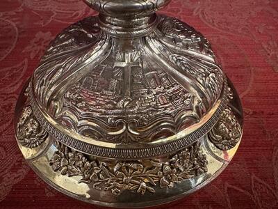 Ciborium style Baroque - Style en Full Bronze Polished and Varnished, Belgium  19 th century ( Anno 1835 )