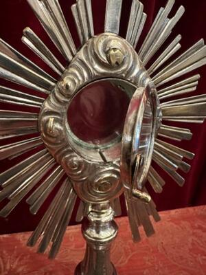 Monstrance. style Baroque - Style en Brass / Bronze / Silver Plated Polished and Varnished, Belgium  19 th century ( Anno 1840 )