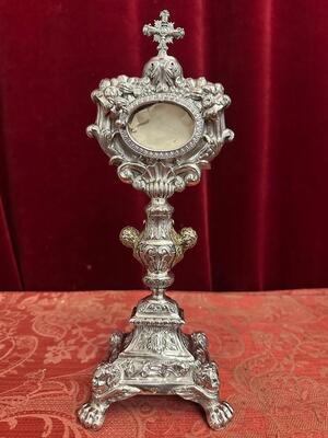 Reliquary  style Baroque - Style en Full - Silver / Polisched & Varnished / Silver Marks Present / Glass , Belgium  18 th century