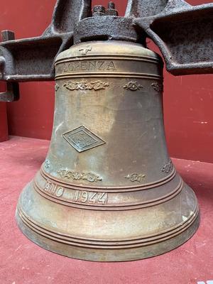 Church Bell Weight 115 Kgs en Bronze / Cast Iron , Italy  20 th century ( Anno 1944 )