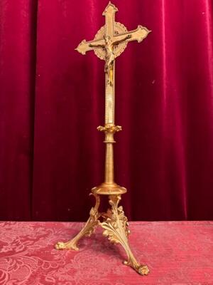 Altar - Cross style Classicistic en Bronze / Gilt / Polished and Varnished, France 19 th century ( Anno 1885 )