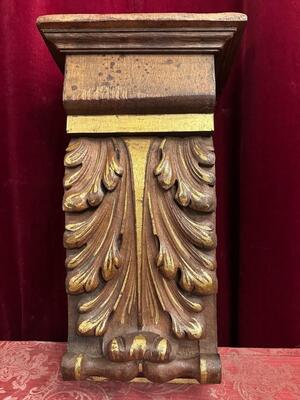 Architectural Ornament / Hanging Pedestal style Classicistic en Wood Oak, Belgium  19 th century ( Anno 1865 )