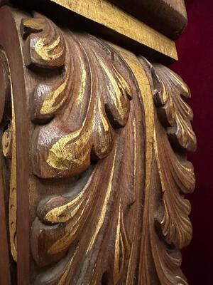 Architectural Ornament / Hanging Pedestal style Classicistic en Wood Oak, Belgium  19 th century ( Anno 1865 )