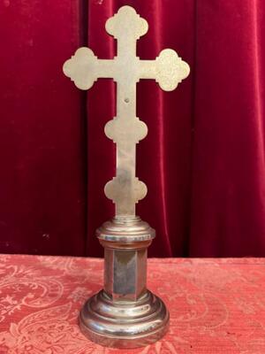Cross With Corpus Christi Inlay With Micro Mozaiek en Brass / Silver Plated / micro mozaiek, Rome - Italy 19 th century