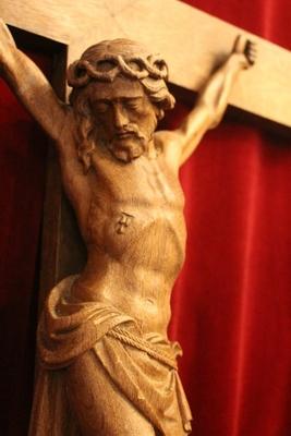 Cross With Hand Carved Corpus  en wood oak, Belgium 19th century (anno about 1870)