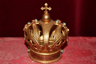Crown en Brass / Gilt / Gem Stones, Belgium 19th century ( anno 1870 )