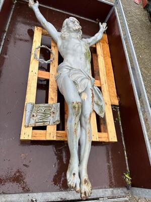 Delivery Of Corpus Life Size ! Sandblasted And New Uv Resistand Paint.Suitable For Outdoor Use ! More Pictures Soon !