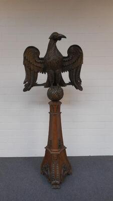 Exceptional Eagle Lectern  en Fully Hand - Carved Wood , Belgium  19 th century