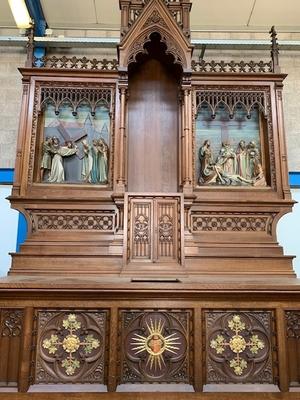 Altar style Gothic - style en Oak wood, Izegem Belgium 19th century