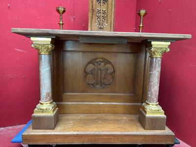 1 Gothic - style Altar