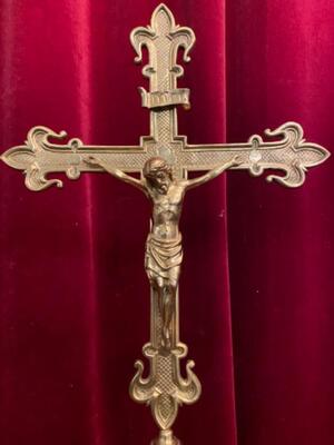 Altar - Cross style Gothic - style en Brass / Bronze , Belgium  19 th century ( Anno 1890 )