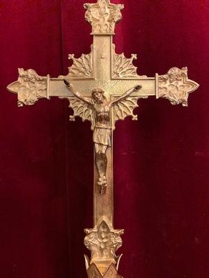 Altar - Cross style Gothic - style en Full Bronze / Polished and Varnished, France 19th century ( anno 1890 )