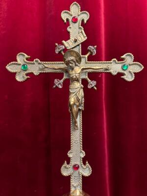 Altar - Cross style Gothic - Style en Bronze / Glass / Stones, Belgium  19 th century ( Anno 1875 )