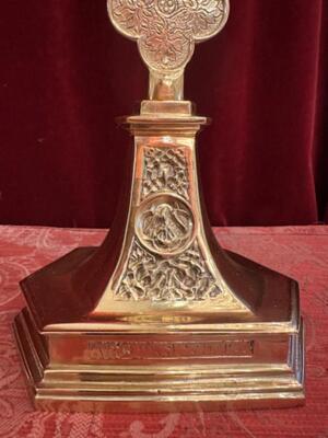 Altar - Cross style Gothic - Style en Bronze / Polished and Varnished, Belgium  19 th century ( Anno 1890 )