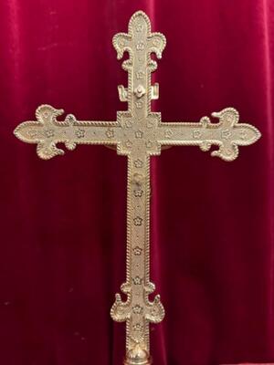 Altar - Cross style Gothic - Style en Bronze / Polished and Varnished, Belgium  19 th century ( Anno 1885 )