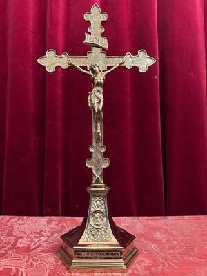 Altar - Cross style Gothic - Style en Bronze / Polished and Varnished, Belgium  19 th century ( Anno 1890 )