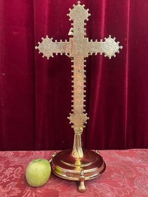 1 Gothic - style Altar - Cross