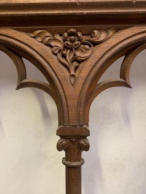 Architectural Element style Gothic - style en Oak wood, Belgium 19th century ( anno 1875 )
