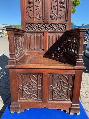 Bishop Seat style Gothic - style en Oak wood, France 19th century ( anno 1875 )