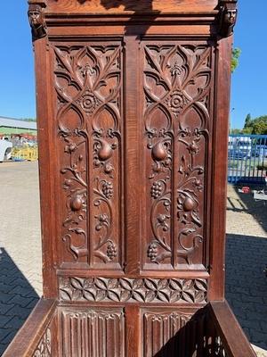 Bishop Seat style Gothic - style en Oak wood, France 19th century ( anno 1875 )