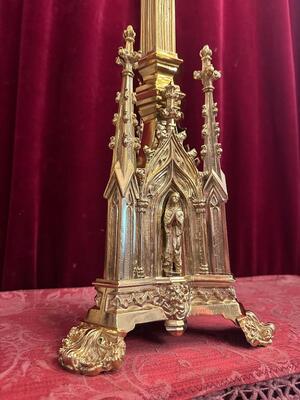 1 Gothic - style Candle Holder Measures Without Pin