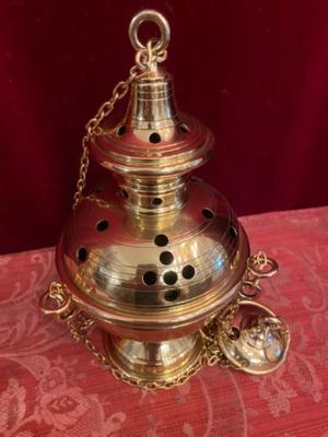 Censer  style Gothic - style en Brass / Bronze / Polished and Varnished, Belgium 19 th century ( Anno 1890 )