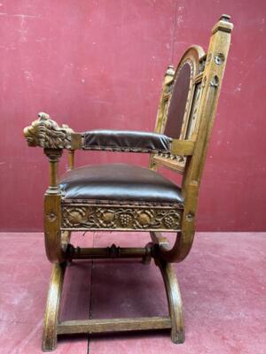 Chair style Gothic - Style en Oak wood, Belgium  19 th century ( Anno 1885 )
