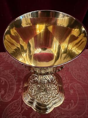 Chalice style Gothic - Style en Full - Silver Polished Varnished , France 19 th century ( Anno 1885 )