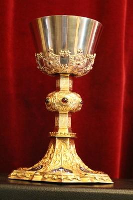 Chalice With Original Case Paten And Spoon All Silver. style Gothic - style en full silver / enamelled, Belgium 19th century (anno 1870)