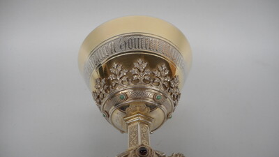Chalice With Original Case Spoon And Paten  style Gothic - style en Full - Silver / Stones, Signed : Van Damme Bruges - Belgium 19th century