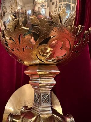 Chalice With Original Paten. Signed By J.O Roosmalen & Zn style Gothic - Style en Full - Silver / Polished & Varnished / Silver Marks Present, Utrecht Neterlands 19 th century ( Anno 1865 )