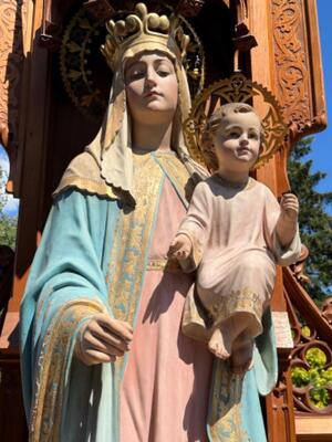 Chapel With St. Mary & Child.  style Gothic - Style en Wood, Spain 19 th century ( Anno 1865 )