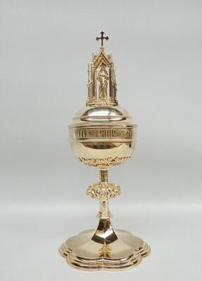 Ciborium. By: Bourdon. More Detail Pictures Of Nr : 4944365 style Gothic - Style en Full - Silver, Gent - Belgium 19 th century ( Anno 1865 )