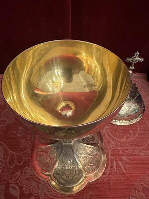 Ciborium With Original Case. By : La Croix D'Or Bruges Silversmith style Gothic - Style en Full - Silver / Silver Marks Present, Bruges - Belgium  19 th century ( Anno 1865 )