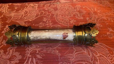 Classicistic Cylinder Reliquary - Relic Ex Ossibus St. Emerentianae style Gothic - style en Brass / Glass / Originally Sealed, Belgium  19 th century ( Anno 1885 )