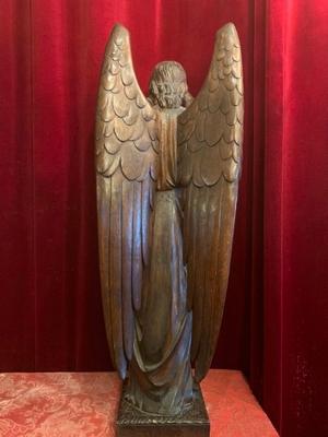 Combination Angel & Stand / Fully Hand-Carved Wood Height Angel: 105 Cm. Height Stand : 85 Cm style Gothic - style en hand-carved wood Oak, France 19th century ( anno 1870 )