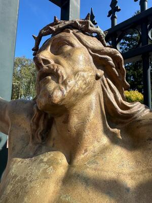 Corpus Christi Suitable For Outdoor Use ! style Gothic - Style en Cast - Iron, France 19 th century