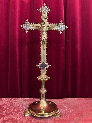 Exceptional Altar -Cross style Gothic - Style en Brass / Bronze / Polished and Varnished / Enamel / Stones, Belgium  19 th century ( Anno 1865 )