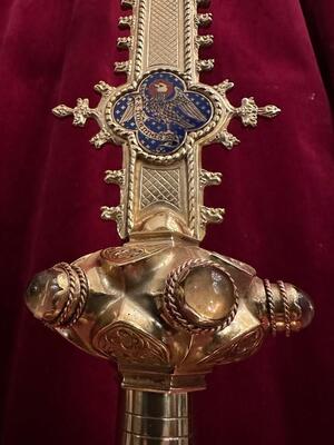 Exceptional Altar -Cross style Gothic - Style en Brass / Bronze / Polished and Varnished / Enamel / Stones, Belgium  19 th century ( Anno 1865 )